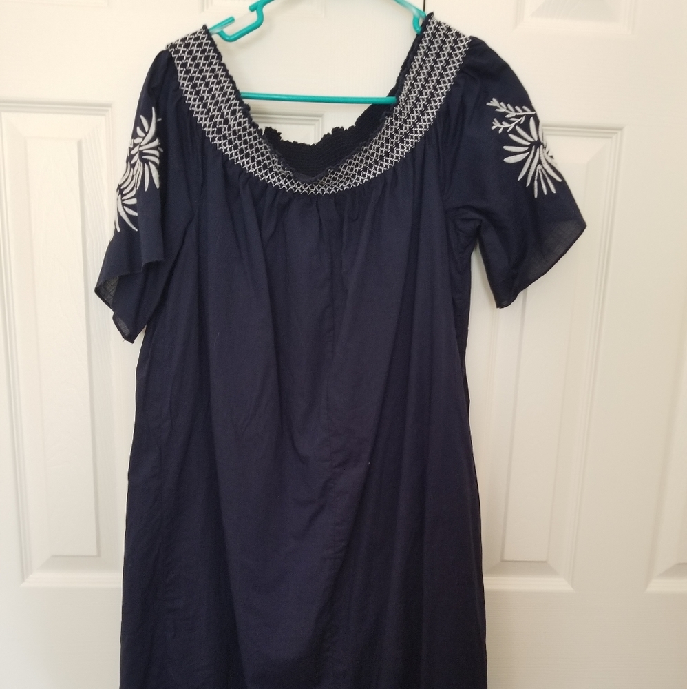 Maternity Dress NWOT